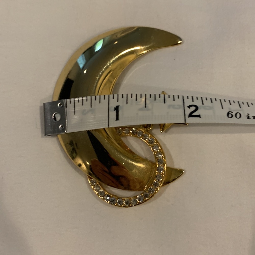 NWOT Vintage 1990s Gold-Tone Moon & Star Brooch – Timeless & Elegant - Picture 3 of 5